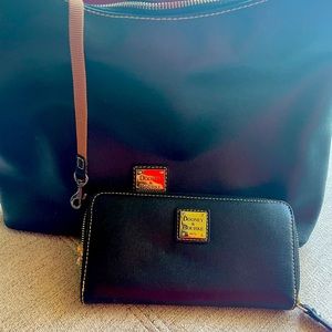 Black Dooney and Bourke bag with matching wallet